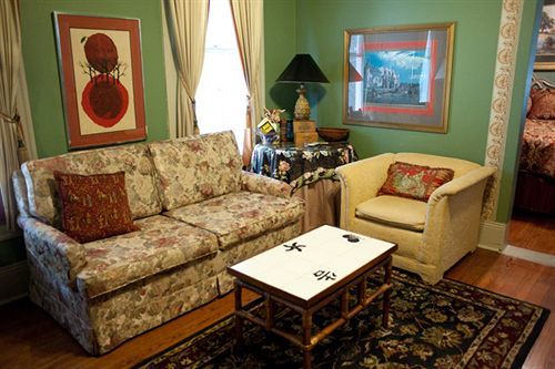 Arbor House Suites Bed And Breakfast サンアントニオ エクステリア 写真