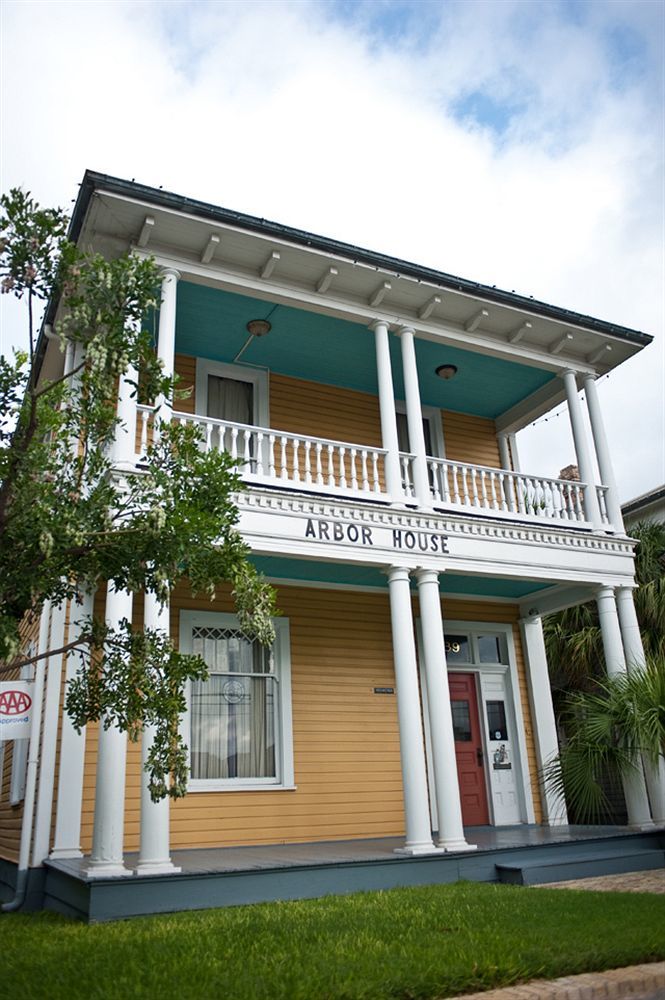 Arbor House Suites Bed And Breakfast サンアントニオ エクステリア 写真