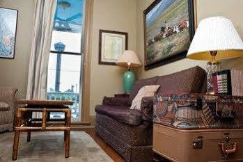 Arbor House Suites Bed And Breakfast サンアントニオ エクステリア 写真